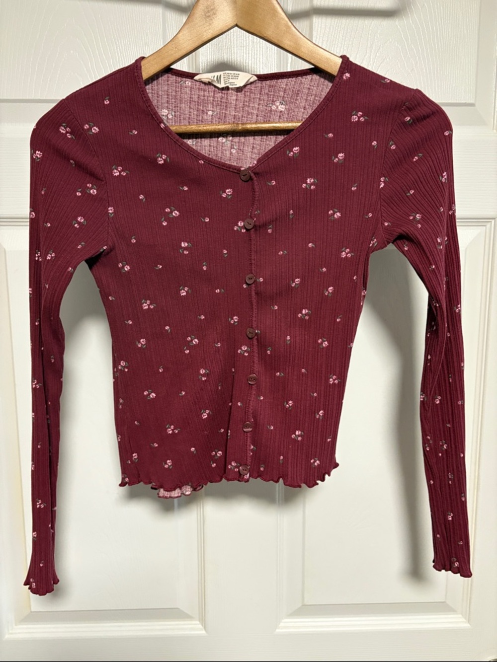 H&M Maroon Floral Ribbed Button-Down Long Sleeve Top